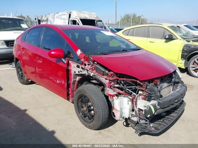 TOYOTA PRIUS 2013