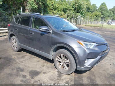 TOYOTA RAV4 XLE 2017