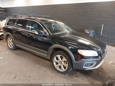 VOLVO XC70 2010