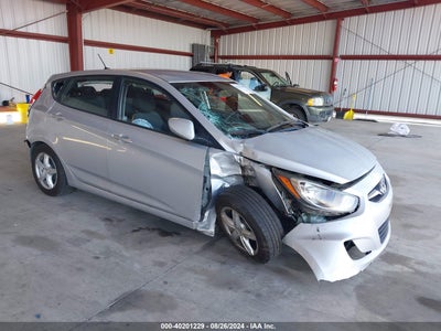 HYUNDAI ACCENT 2013