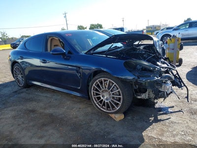 PORSCHE PANAMERA 2012