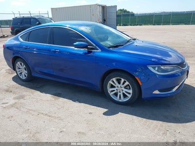 CHRYSLER 200 2015