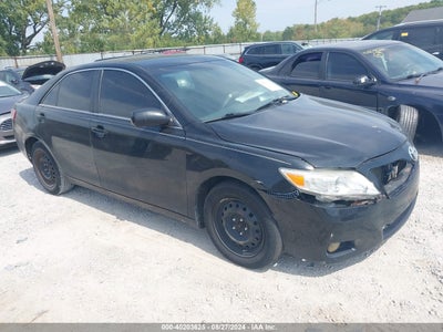 TOYOTA CAMRY 2011