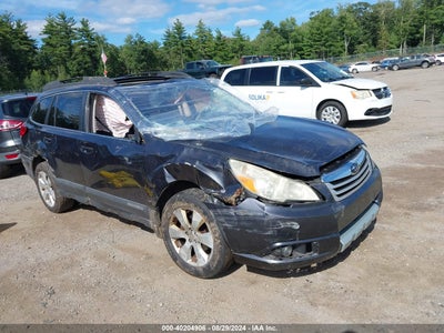 SUBARU OUTBACK 2010