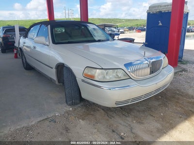 LINCOLN TOWN CAR 2006