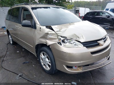 TOYOTA SIENNA 2004