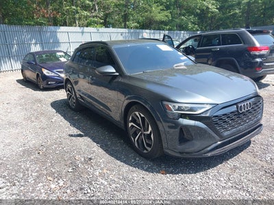 AUDI Q8 E-TRON 2024