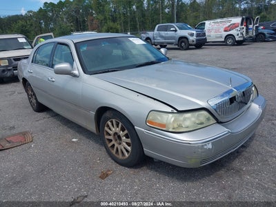 LINCOLN TOWN CAR 2007