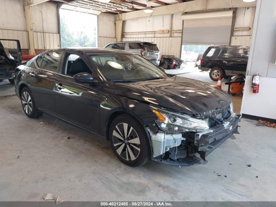 NISSAN ALTIMA 2022