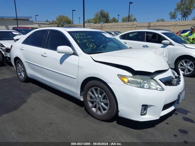 TOYOTA CAMRY HYBRID 2011