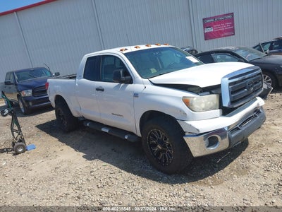 TOYOTA TUNDRA 2010