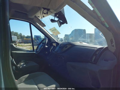 FORD TRANSIT-250 2019