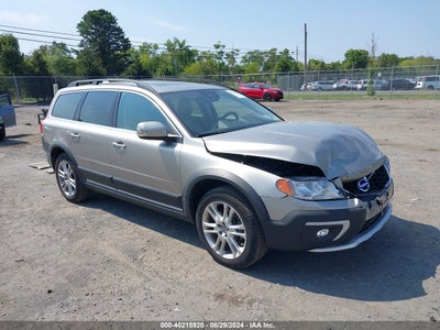 VOLVO XC70 2016