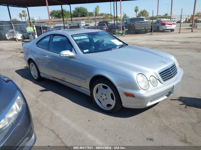 MERCEDES-BENZ CLK-CLASS 2002
