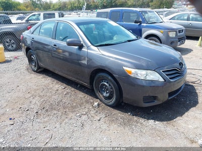 TOYOTA CAMRY 2011