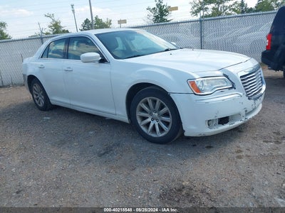 CHRYSLER 300 2013