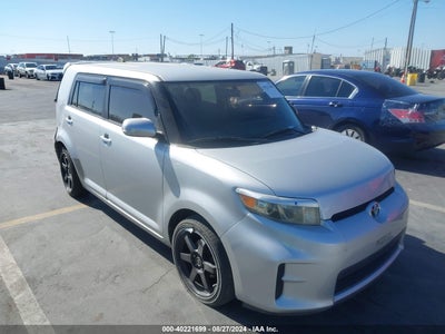 SCION XB 2012