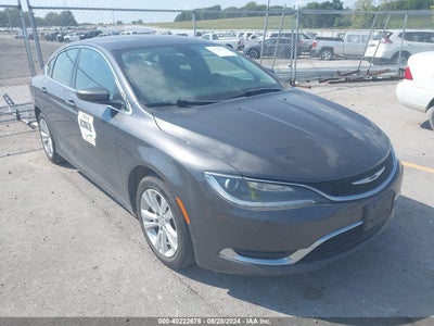CHRYSLER 200 2017