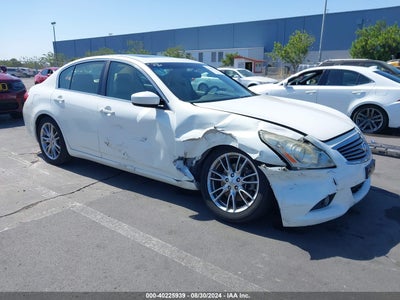 INFINITI G37 2011