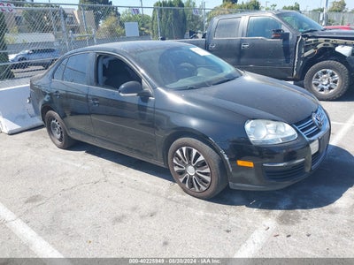 VOLKSWAGEN JETTA 2010