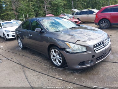 NISSAN MAXIMA 2012
