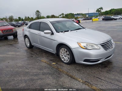CHRYSLER 200 2012