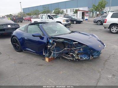 PORSCHE 911 2024