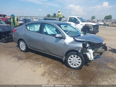 NISSAN VERSA 2012