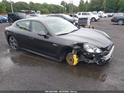 PORSCHE PANAMERA 2012