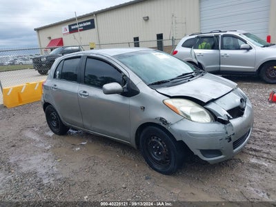 TOYOTA YARIS 2009
