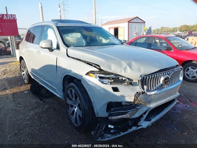 VOLVO XC90 RECHARGE PLUG-IN HYBRID 2024