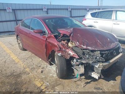 CHRYSLER 200 2015