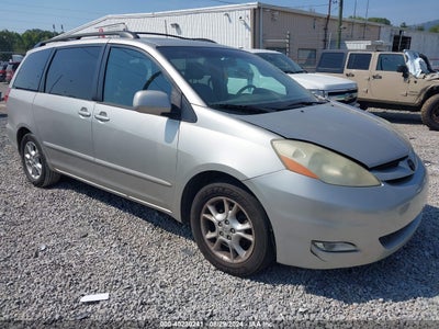 TOYOTA SIENNA 2006