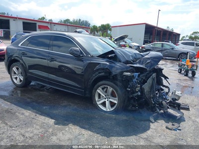 AUDI Q8 2019