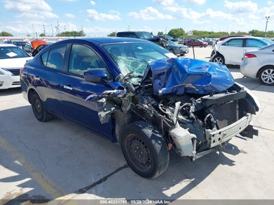 NISSAN VERSA 2019