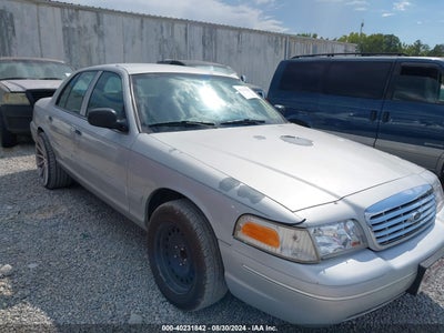 FORD CROWN VICTORIA 2003