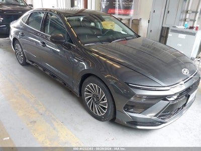 HYUNDAI SONATA HYBRID 2024