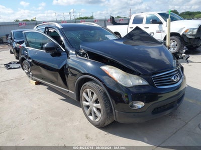 INFINITI JOURNEY 2014