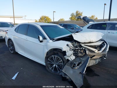 TOYOTA CAMRY 2018