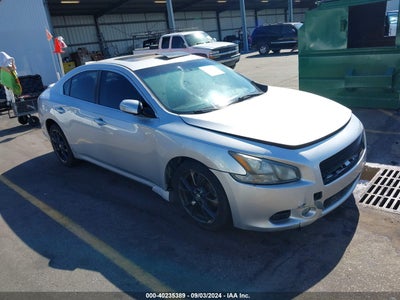 NISSAN MAXIMA 2012