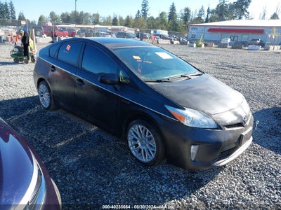 TOYOTA PRIUS 2013