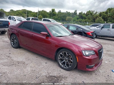 CHRYSLER 300 2018