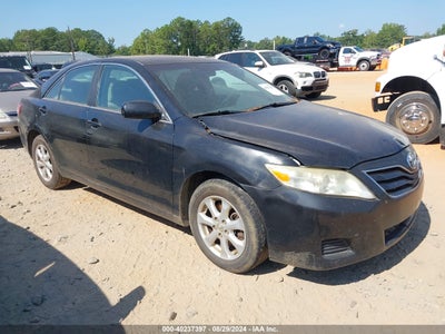 TOYOTA CAMRY 2011