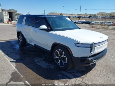 RIVIAN R1S 2024