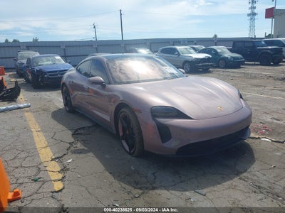 PORSCHE TAYCAN 2023