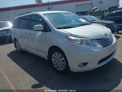 TOYOTA SIENNA 2014