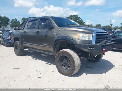 TOYOTA TUNDRA 2010