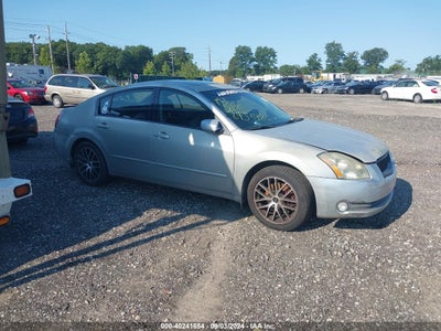 NISSAN MAXIMA 2004