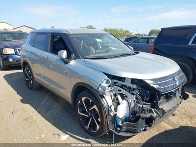 MITSUBISHI OUTLANDER PHEV 2023
