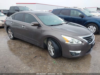 NISSAN ALTIMA 2015